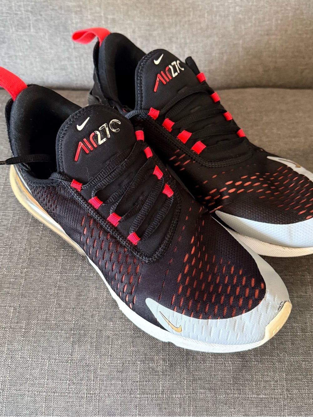 Nike Black & Red Air 270 Running Shoes